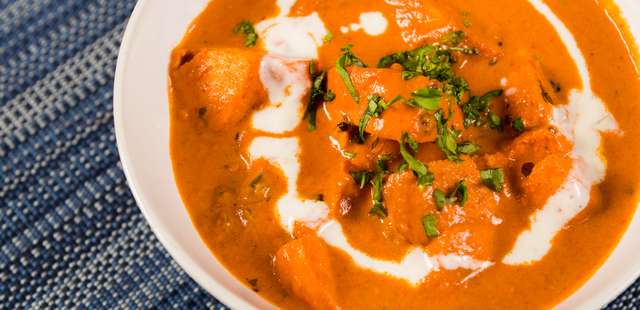 O segredo do butter chicken que deixou todo mundo apaixonado
