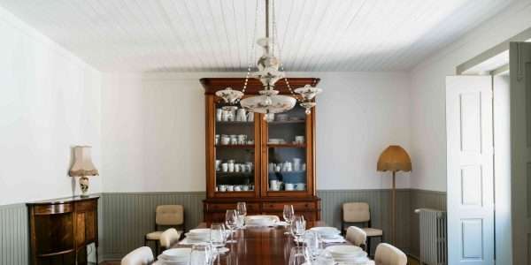 A sala de jantar da casa