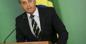 Bolsonaro diz que Diário Oficial da União divulgou fake news