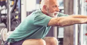 Exercícios para idosos afastarem a demência