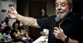 A internet está dividida: teve grito pró-Lula no Lolla?