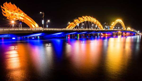 Dragon Bridge, Da Nang, Vietnã