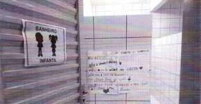 MP investiga escola que adotou banheiro unissex no DF