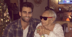 Ator convida sua vizinha idosa com câncer para morar com ele