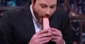 Danilo Gentili revela os 6 sinais para saber se um homem é  gay