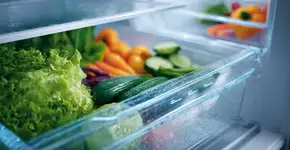 Como usar a gaveta esquecida da geladeira para economizar dinheiro