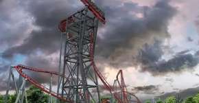 Com 90º graus de inclinação e a 100 km/h, montanha-russa quebra recordes nos EUA