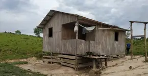 Homem estupra e mantém menina de 10 anos em cárcere privado