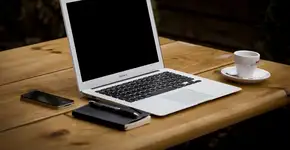 20 oportunidades de freelancer em programação, redação, design e vídeo