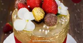 Aprenda a fazer o “GLOW CAKE”, um bolo de glitter comestível!