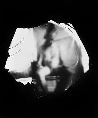 Imagens registradas com uma câmera acoplada na vagina da artista