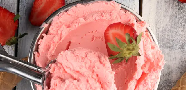 Sorvete de morango para impressionar