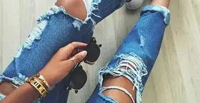 Saiba como rasgar e desfiar seu jeans em casa sem gastar nada