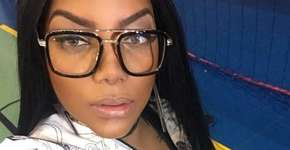Ludmilla posta selfie de biquíni para mostrar resultado de dieta