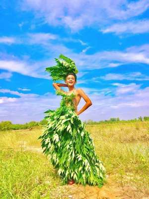 Suchanatda Kaewsa-nga cria coleções inspiradas em Victoria's Secret 