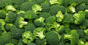 Efeitos anticancerígenos e outros benefícios que fazem do brócolis uma potência nutricional