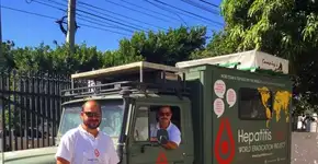 Irmãos brasileiros viajam pelo mundo em projeto social