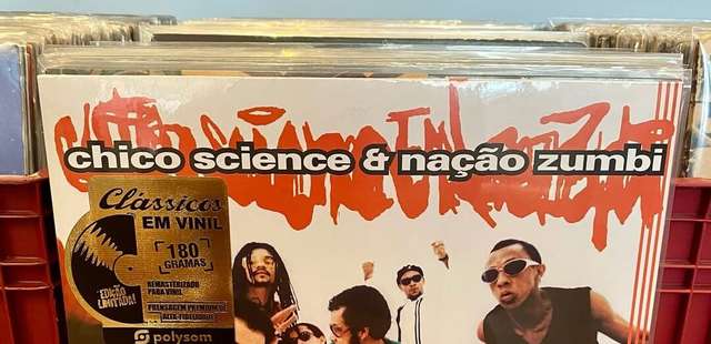 Feira de Brechós e vinil