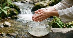 Lavar as mãos com sal e arroz: para que serve e por que é recomendado