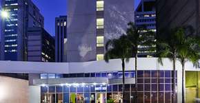 Rede de hotéis tem programação especial para Parada LGBT de SP