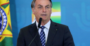 Bolsonaro volta atrás e diz que tomará vacina contra covid-19