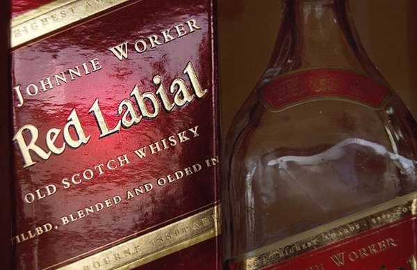 Falsificações de marcas famosas