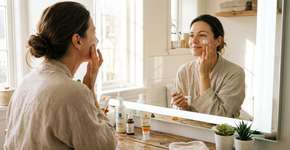 Pessoas que aparentam ser muito mais jovens do que realmente são evitam esses 6 hábitos