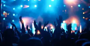 Shows de Dua Lipa fazem buscas por viagens a SP e Rio dispararem