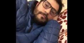 Evaristo não perdoa e zomba campanha da Globo