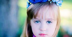 Menina de 8 anos é a mais jovem a lutar contra câncer de mama