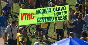 MBL e Mourão viram alvo de manifestação em Brasília