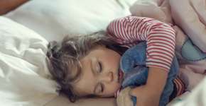 Hora de dormir: qual a importância da ‘naninha’ para as crianças?