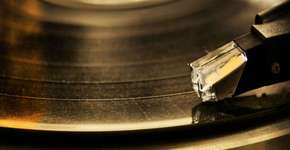 Escute o primeiro LP de Dorival Caymmi