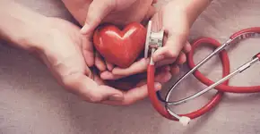 A partir de que idade crianças e adolescentes devem dosar o colesterol?