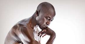 Vovô vegano e fisiculturista exibe corpo firme e vira estrela de campanha em defesa dos animais