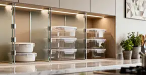 Diga adeus aos potes de Tupperware bagunçados na cozinha: A nova peça que organiza e decora ao mesmo tempo.