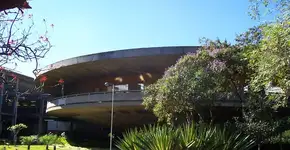 USP investiga esquema de cola por grupo de WhatsApp