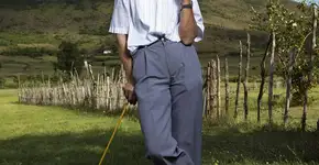 Essas mulheres escolheram a castidade e a mudança de gênero como opção ao casamento arranjado