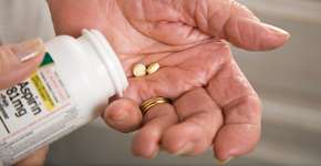 Aspirina pode reduzir o risco de câncer colorretal; saiba como