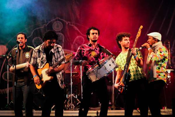 Orquestra Contemporânea de Olinda - por Costa Neto