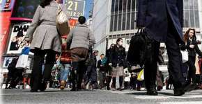 Japão reduz em 10 anos tempo para trabalhador se aposentar