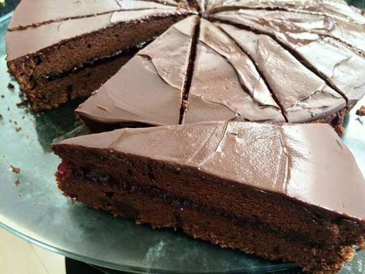 Bolo Vegan. Donuts Vegan. Foto: Facebook/MN Vegan Joy