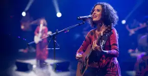 Fernanda Porto apresenta tributo a Lulu Santos no Blue Note