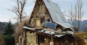 Viva a sociedade alternativa: fotógrafo registra estilo de vida de pessoas que vivem isoladas em montanhas da Europa