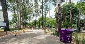 Lavanderia social higieniza roupas de pessoas em situação de rua