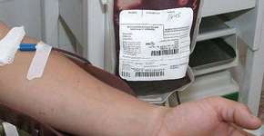 Doador de sangue recebe SMS ao salvar vida na Suécia