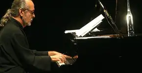 Gilson Peranzzetta e Mauro Senise se apresentam no Sesc Consolação