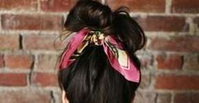 Aprenda a usar lenços na cabeça e drible os dias de sol com elegância e criatividade