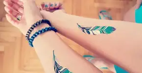 30 ideias de tatuagem para fazer com seus amigos