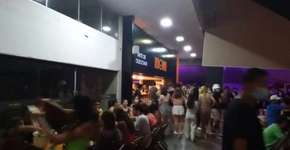 Professor da UnB é alvo de homofobia em bar no DF por causa de beijo